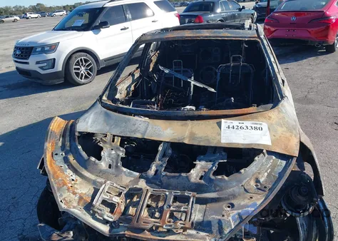 2014 Hyundai Veloster Base W/Gray z USA, uszkodzony, nr VIN KMHTC6AD5EU209299